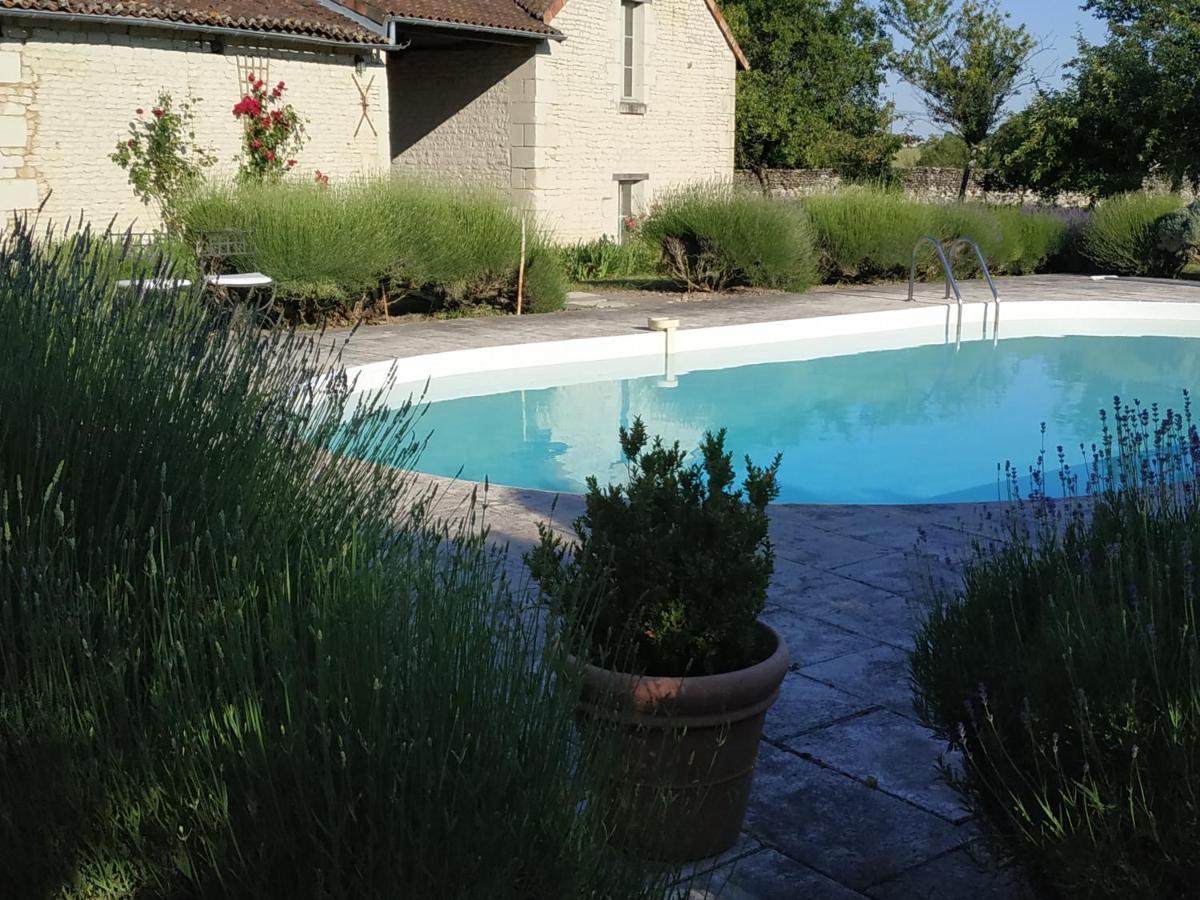 Le Clos Des Fayes Berthegon Экстерьер фото